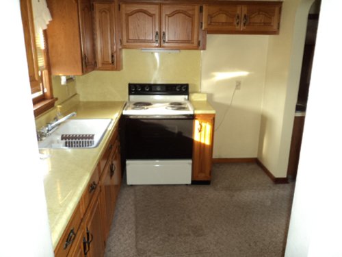 Property photo 10 - 3 Bedroom Ranch Home Real Estate Auction